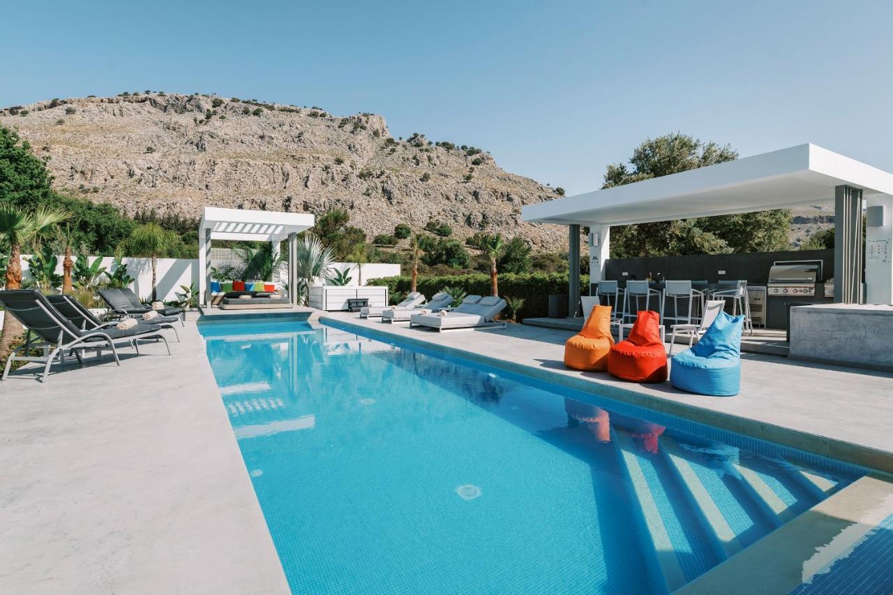 M Mansion Villa Pefki  Exterior photo