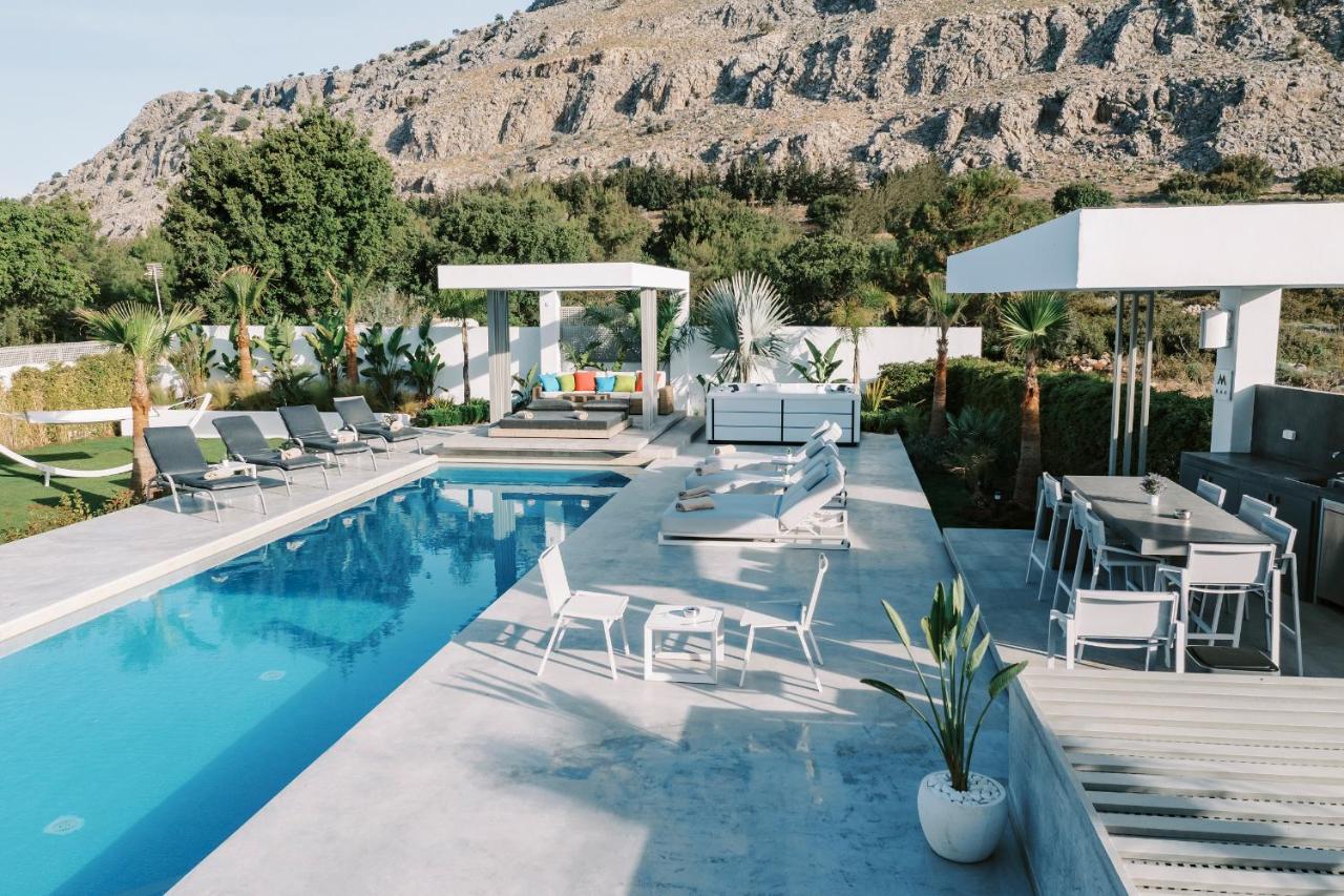 M Mansion Villa Pefki  Exterior photo