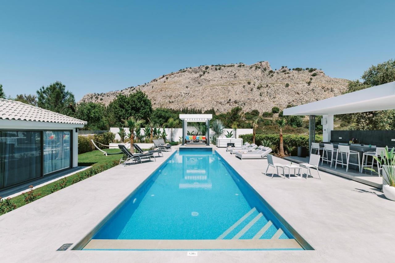 M Mansion Villa Pefki  Exterior photo